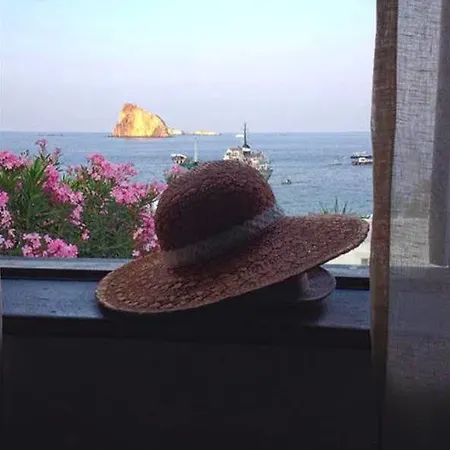 Hotell O Palmo Panarea